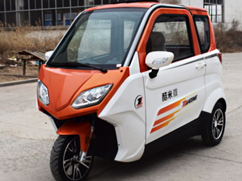 Mini carro eléctrico para la transportación urbana futura