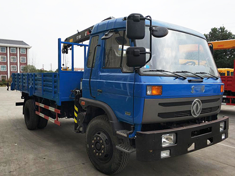 Camión grúa de 15 ton Dongfeng
