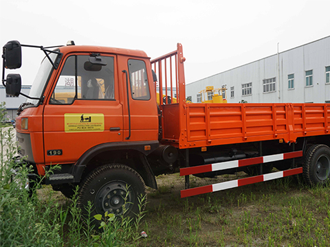 Dongfeng Euro III Camión de carga media motor diesel 7 a 8 ton