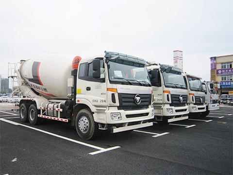 FOTON Euro II Camión de mezclado de concreto de 12 metros cúbicos