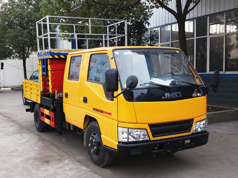 Camion nacelle JMC 8 à 10 mètres