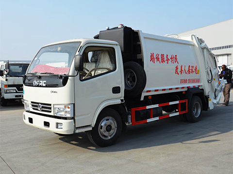 Camion à ordures de compression Dongfeng 4 mètres cubes 