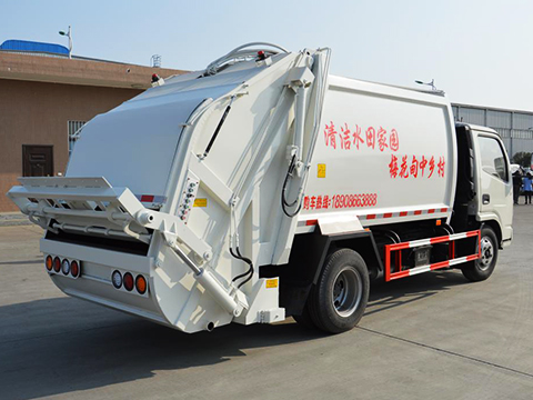 Camion à ordures de compression Dongfeng 4 mètres cubes 