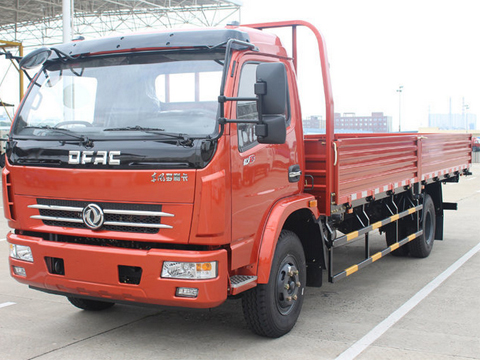 Camion de moyen Dongfeng 7 à 8 tonnes