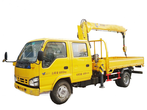 Truck Mounted Crane Isuzu with 3.2 tons Telescopic Boom Truck