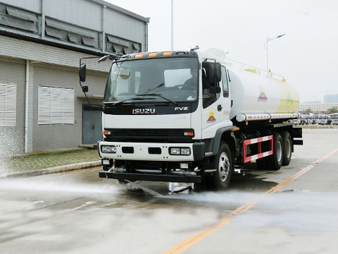 Isuzu 6x4 Drive 20000 Liter Water Tank Truck with Work Platform