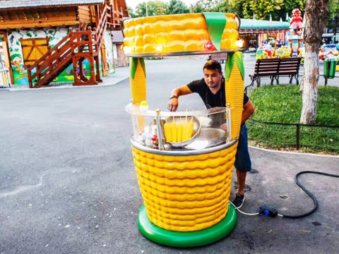 Outdoor Corn Type Mobile Foot Cart For Saling Snack Food