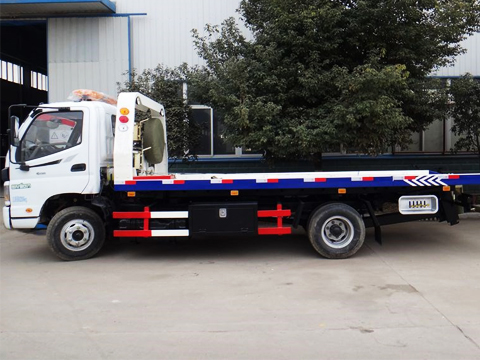 Foton 3 ton Road Wrecker Tow Truck with Flatbed