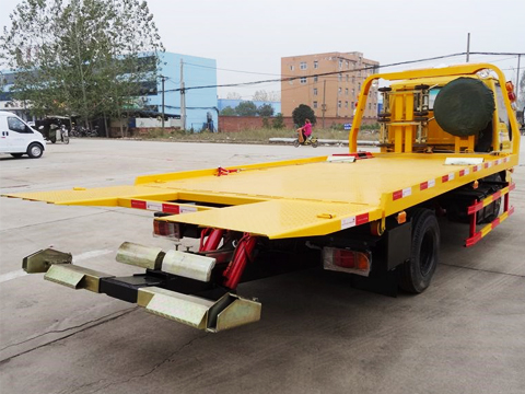 Isuzu 3 ton Road Wrecker Tow Truck