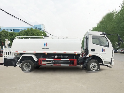 Water Tank Lorry Dongfeng 6000 Liter Water Tanker Truck